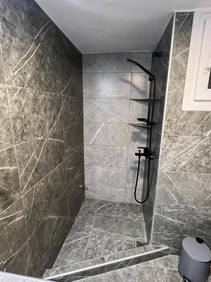 סלוניקי Rotonda Luxurious Apartment מראה חיצוני תמונה
